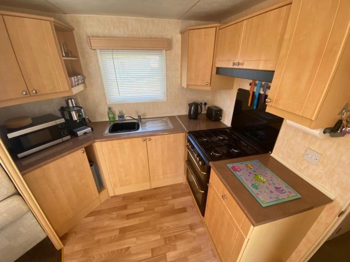 Lake District Static Caravan Lakeside Cumbria Millom Eksteriør billede